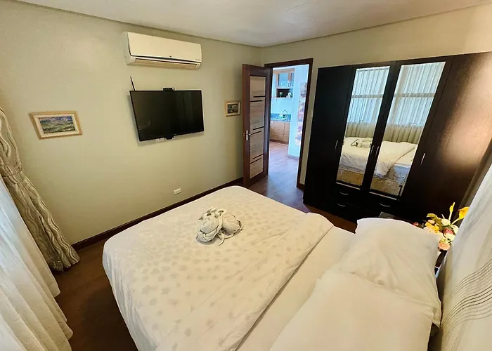 Spacious 1-bedroom Appleone Equicom Ayala Cebu