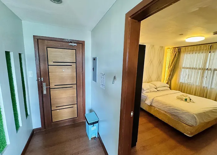 Spacious 1-bedroom Appleone Equicom Ayala